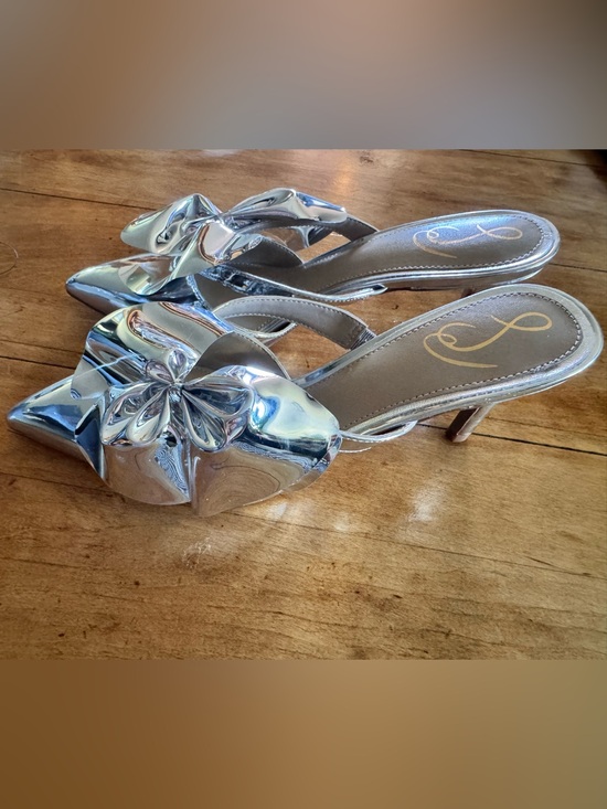 Sam Edelman Shoes - Sam Edelman Metallic Silver Floral Accent Women’s Slide Heels
